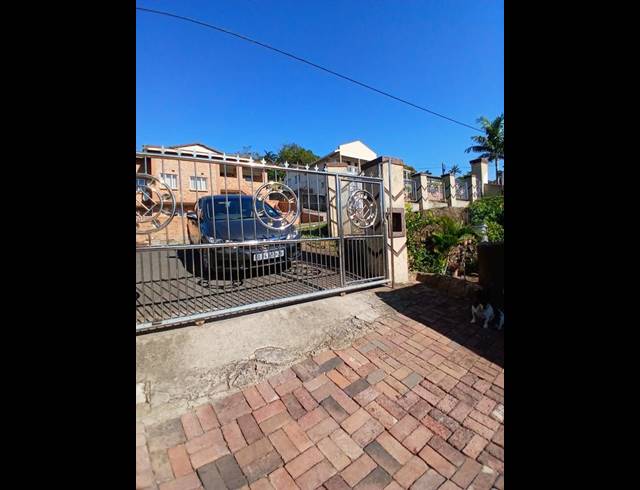 2 BEDROOM PROPERTY TO RENT IN UMHLATUZANA